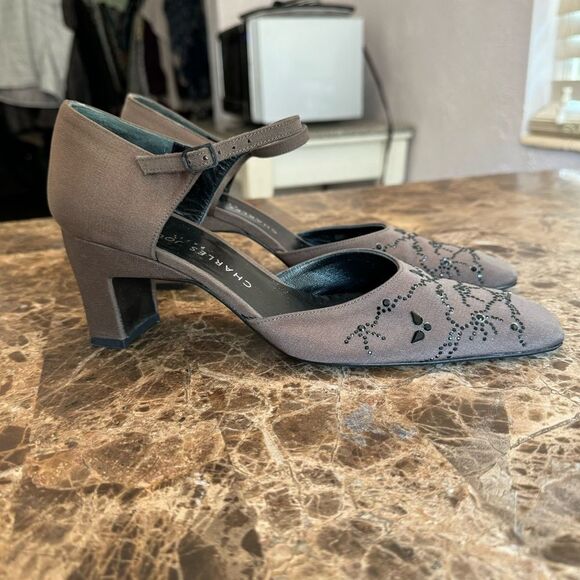 Charles Jourdan of Paris Heels Size 8 Taupe Beaded - Picture 3 of 13